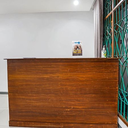 Oyo 90891 Parang Kusumo Residence Krembangan Exteriér fotografie